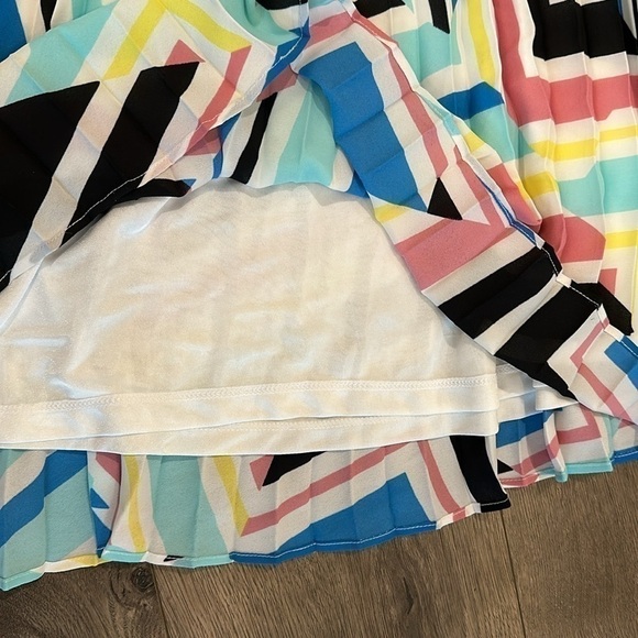 Worthington Cayenne Geo Skirt - Picture 4 of 7